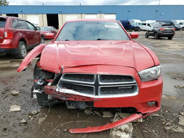 2C3CDXBGXDH539896 - 2013 DODGE CHARGER SE RED photo 5