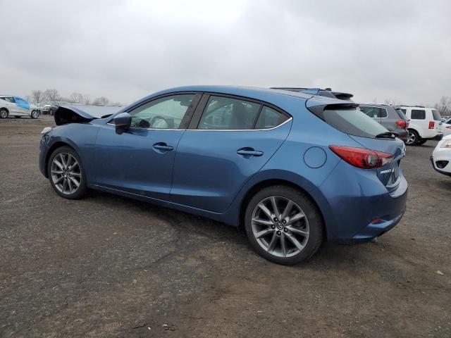 3MZBN1L32JM268873 - 2018 MAZDA 3 TOURING BLUE photo 2