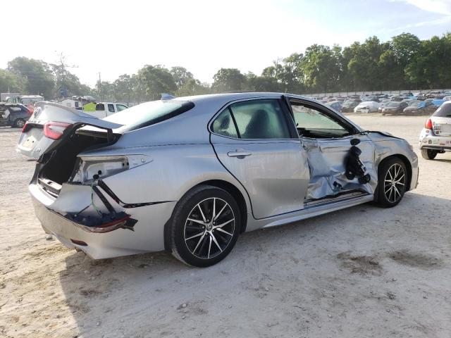 4T1G11AK9PU094640 - 2023 TOYOTA CAMRY SE NIGHT SHADE SILVER photo 3
