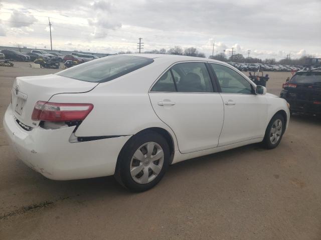 JTNBE46K273032494 - 2007 TOYOTA CAMRY CE WHITE photo 3