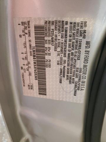 1LNHM81W33Y635305 - 2003 LINCOLN TOWN CAR EXECUTIVE Silber Foto 12