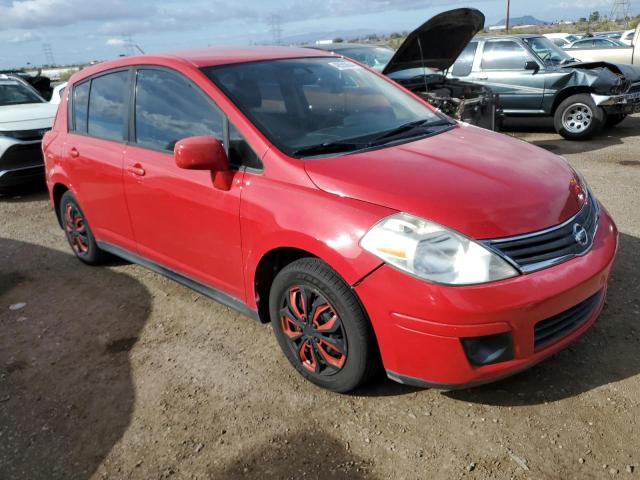 3N1BC1CP2AL415584 - 2010 NISSAN VERSA S RED photo 4