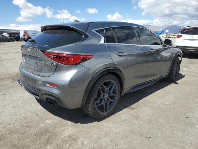 SJKCH5CP6HA026214 - 2017 INFINITI QX30 BASE SILVER photo 3