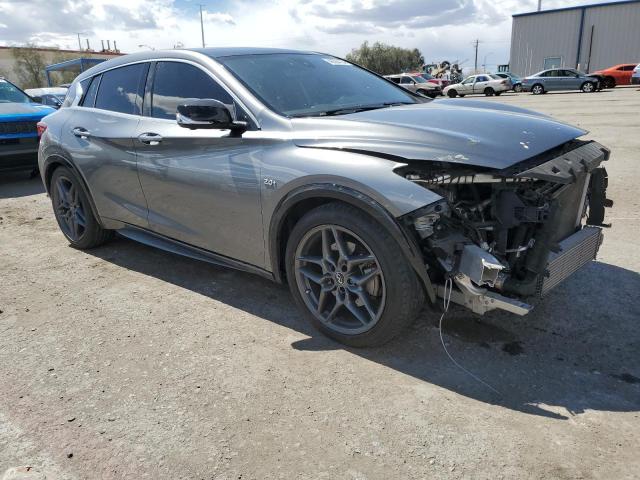 SJKCH5CP6HA026214 - 2017 INFINITI QX30 BASE SILVER photo 4