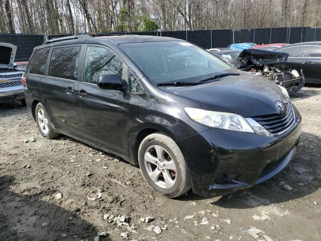 5TDKK3DC2FS652746 - 2015 TOYOTA SIENNA LE BLACK photo 4