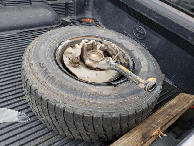 5TBRN34102S318626 - 2002 TOYOTA TUNDRA ACCESS CAB SR5 GRAY photo 12