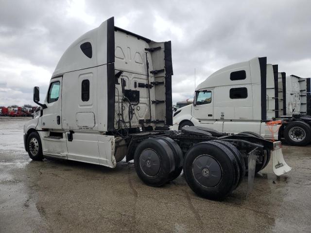 3AKJHHDR1JSHK8804 - 2018 FREIGHTLINER CASCADIA 1 WHITE photo 3