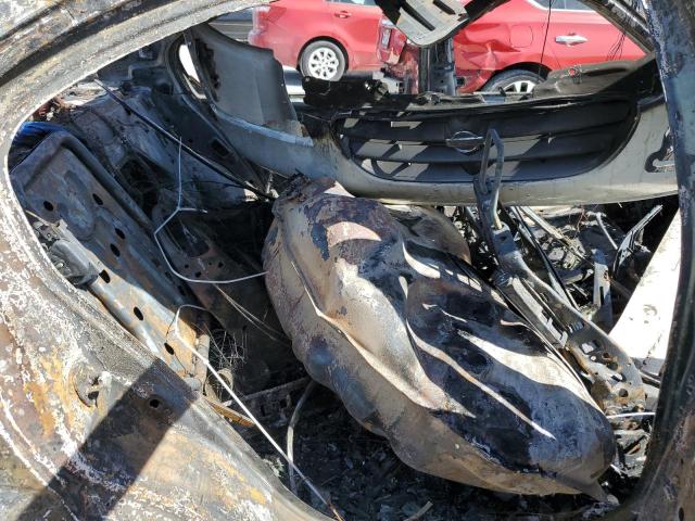 JN1CA31A8YT203847 - 2000 NISSAN MAXIMA GLE BURN photo 10