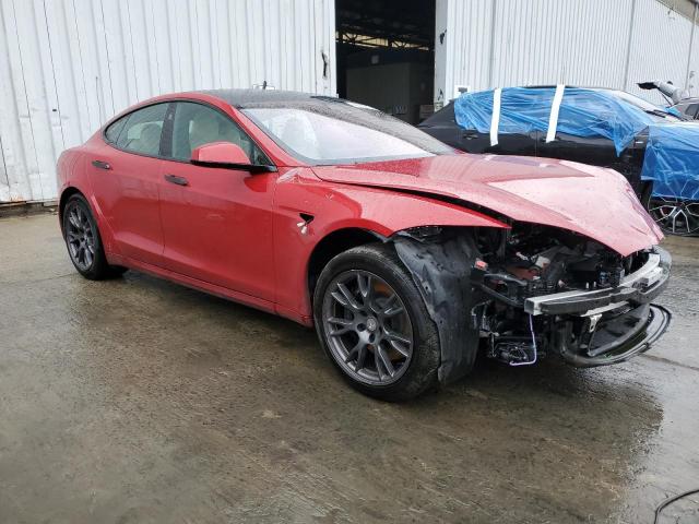 5YJSA1E61MF436369 - 2021 TESLA MODEL S RED photo 4