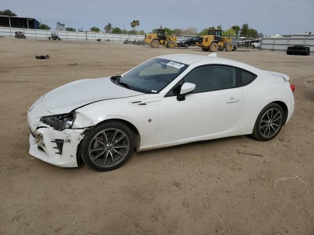 JF1ZNAA14H8703545 - 2017 TOYOTA 86 BASE WHITE photo 1