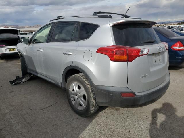 JTMZFREV4FJ046562 - 2015 TOYOTA RAV4 LE SILVER photo 2