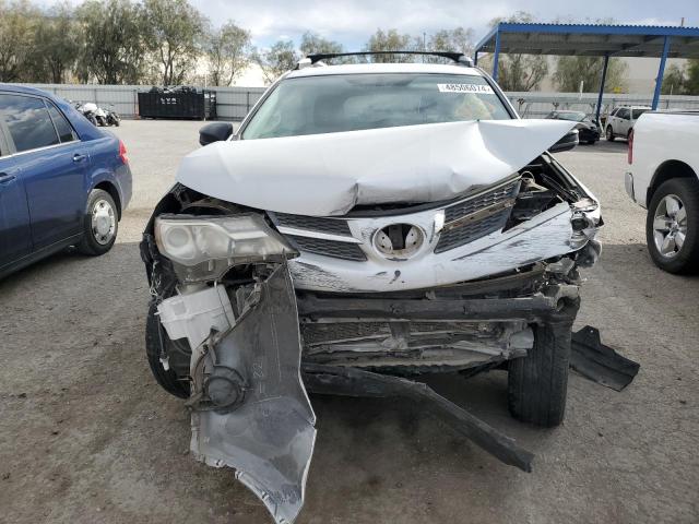 JTMZFREV4FJ046562 - 2015 TOYOTA RAV4 LE SILVER photo 5