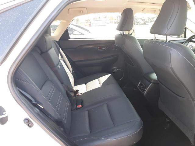 JTJYARBZ5J2110271 - 2018 LEXUS NX 300 BASE თეთრი ფოტო 11