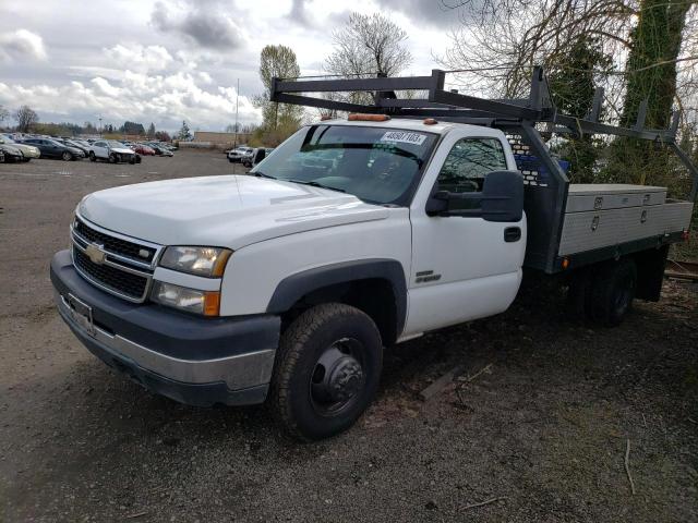 1GBJC34D47E145490 - 2007 CHEVROLET SILVERADO C3500 WHITE photo 1