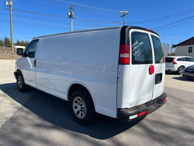 1GCSGAFX5E1168765 - 2014 CHEVROLET EXPRESS G1 WHITE photo 3