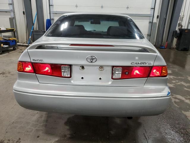 4T1BG22K41U020983 - 2001 TOYOTA CAMRY CE SILVER photo 6