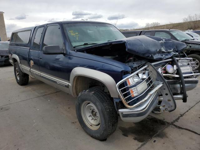 1GTGK29J9WE536778 - 1998 GMC SIERRA K2500 BLUE photo 4