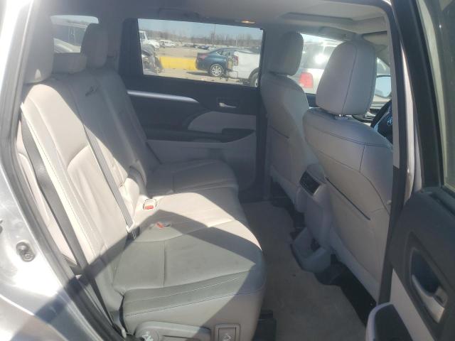 5TDJKRFH0FS121746 - 2015 TOYOTA HIGHLANDER XLE 银色 照片 11