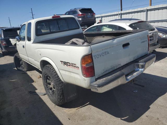 4TAWN74N3WZ045072 - 1998 TOYOTA TACOMA XTRACAB LIMITED WHITE photo 2