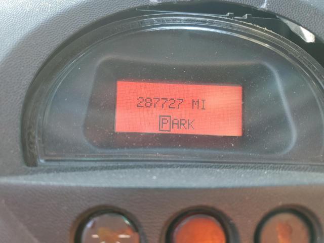 2G2WS522941367946 - 2004 PONTIAC GRAND PRIX GT2 ვერცხლისფერი ფოტო 9