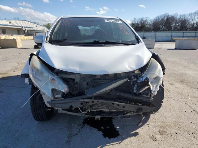 3N1CE2CP2FL409344 - 2015 NISSAN VERSA NOTE S WHITE photo 5