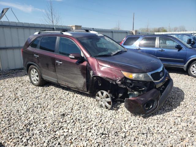 5XYKT3A12BG151220 - 2011 KIA SORENTO BASE BURGUNDY photo 4