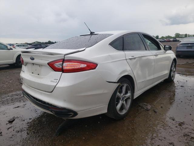 3FA6P0H97FR156334 - 2015 FORD FUSION SE WHITE photo 4