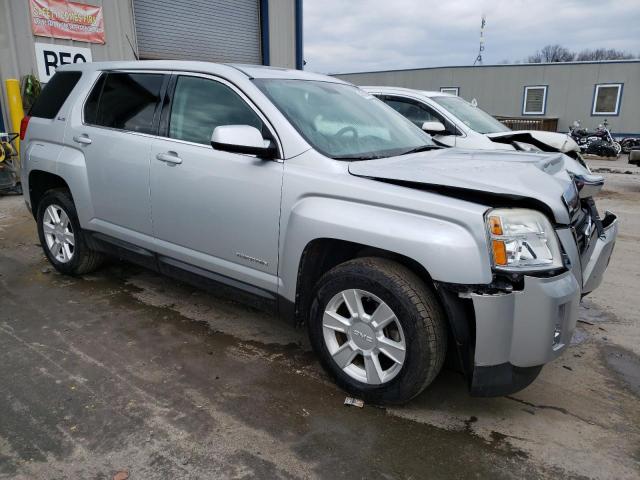 2CTALMEC8B6358256 - 2011 GMC TERRAIN SLE SILVER photo 4