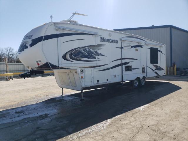 4YDF36627B4701236 - 2011 KEYSTONE MONTANA WHITE photo 2