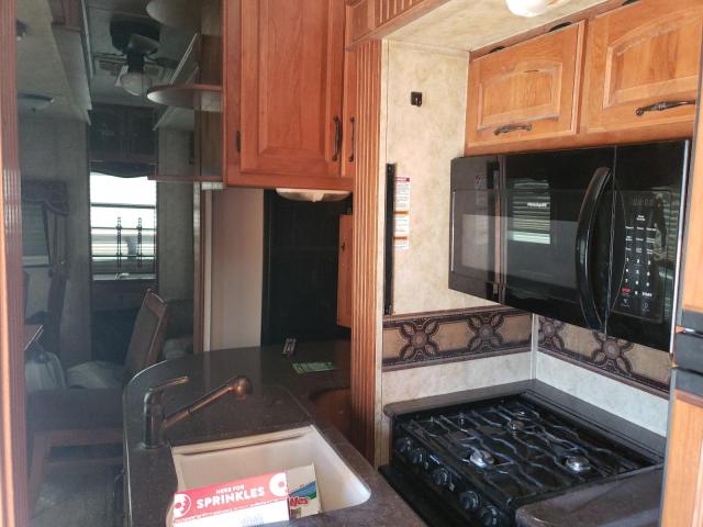 4YDF36627B4701236 - 2011 KEYSTONE MONTANA WHITE photo 6