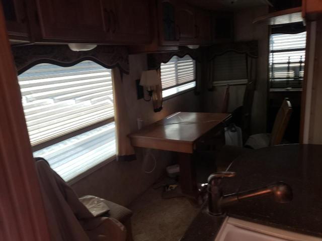 4YDF36627B4701236 - 2011 KEYSTONE MONTANA WHITE photo 9