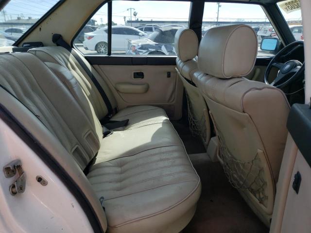 WBADK7307H9652683 - 1987 BMW 528 E WHITE photo 10
