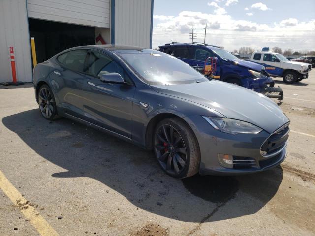 5YJSA1DN9DFP13004 - 2013 TESLA MODEL S Մոխրագույն լուսանկար 4