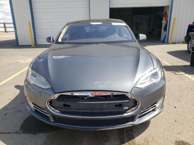 5YJSA1DN9DFP13004 - 2013 TESLA MODEL S Մոխրագույն լուսանկար 5