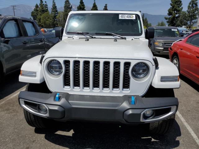 1C4JJXP62NW249778 - 2022 JEEP WRANGLER U SAHARA 4XE WHITE photo 5