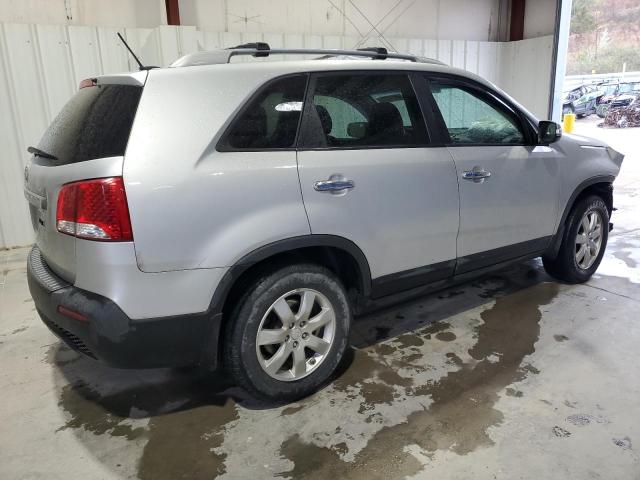 5XYKT4A19BG164133 - 2011 KIA SORENTO BASE SILVER photo 3