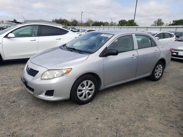 1NXBU4EE9AZ301560 - 2010 TOYOTA COROLLA BASE SILVER photo 1