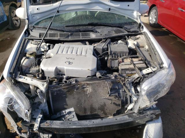 4T1BK3DB5BU401258 - 2011 TOYOTA AVALON BASE WHITE photo 11