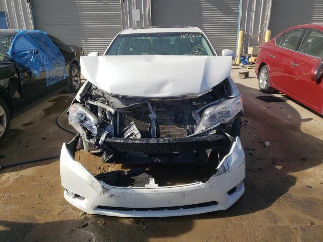 4T1BK3DB5BU401258 - 2011 TOYOTA AVALON BASE WHITE photo 5