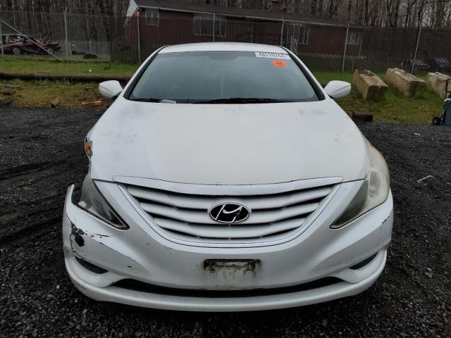 5NPEB4AC3BH246854 - 2011 HYUNDAI SONATA GLS WHITE photo 5