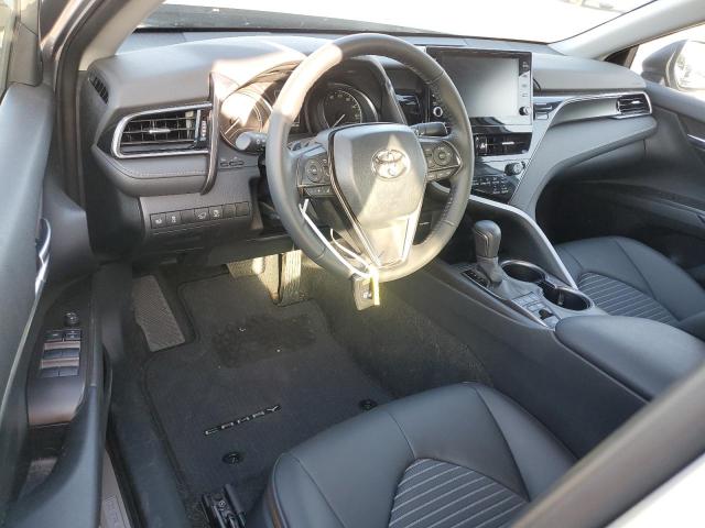 4T1S31AKXPU611657 - 2023 TOYOTA CAMRY SE NIGHT SHADE SILVER photo 8