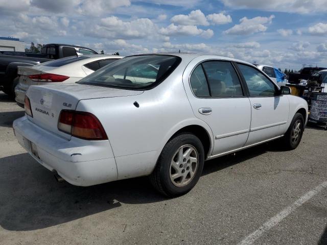 JN1CA21D0VT202384 - 1997 NISSAN MAXIMA GLE WHITE photo 3