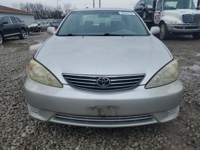 4T1BE32K65U546274 - 2005 TOYOTA CAMRY LE SILVER photo 5