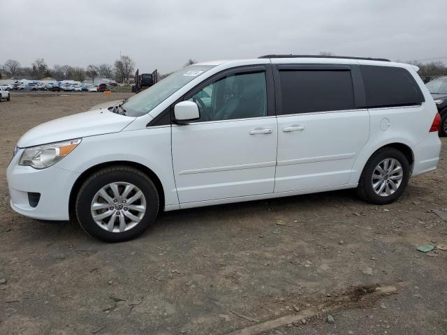 2013 VOLKSWAGEN ROUTAN SE, 