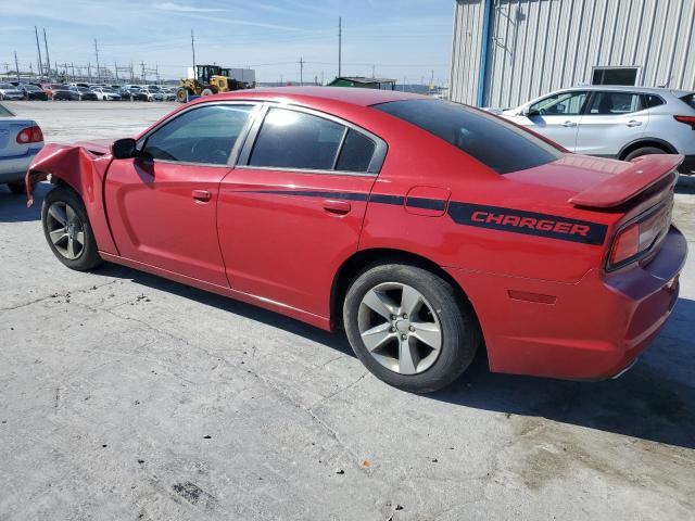 2C3CDXBG3DH623008 - 2013 DODGE CHARGER SE RED photo 2