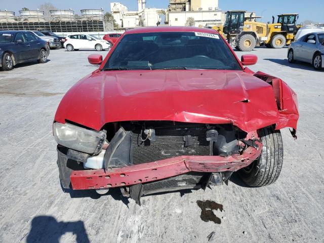 2C3CDXBG3DH623008 - 2013 DODGE CHARGER SE RED photo 5