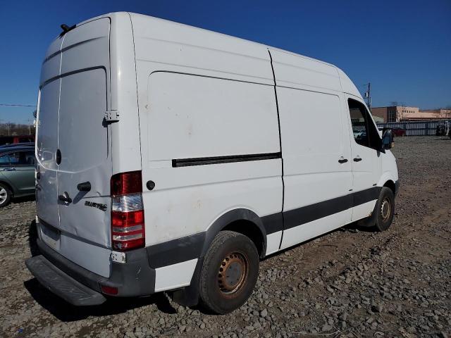 WD3PE7CC3D5814256 - 2013 MERCEDES-BENZ SPRINTER 2500 WHITE photo 3