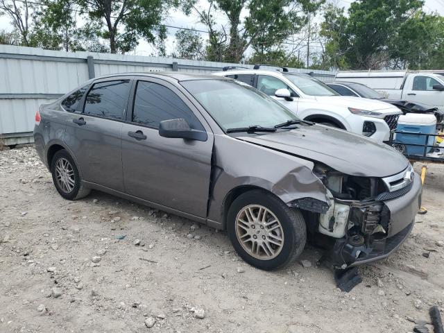 1FAHP3FN5BW204687 - 2011 FORD FOCUS SE GRAY photo 4