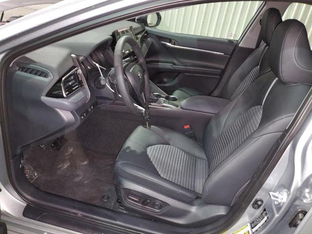 4T1G11AK7RU892413 - 2024 TOYOTA CAMRY SE NIGHT SHADE SILVER photo 7