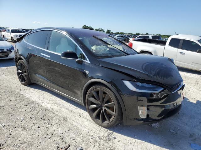 5YJXCBE29JF142216 - 2018 TESLA MODEL X BLACK photo 4